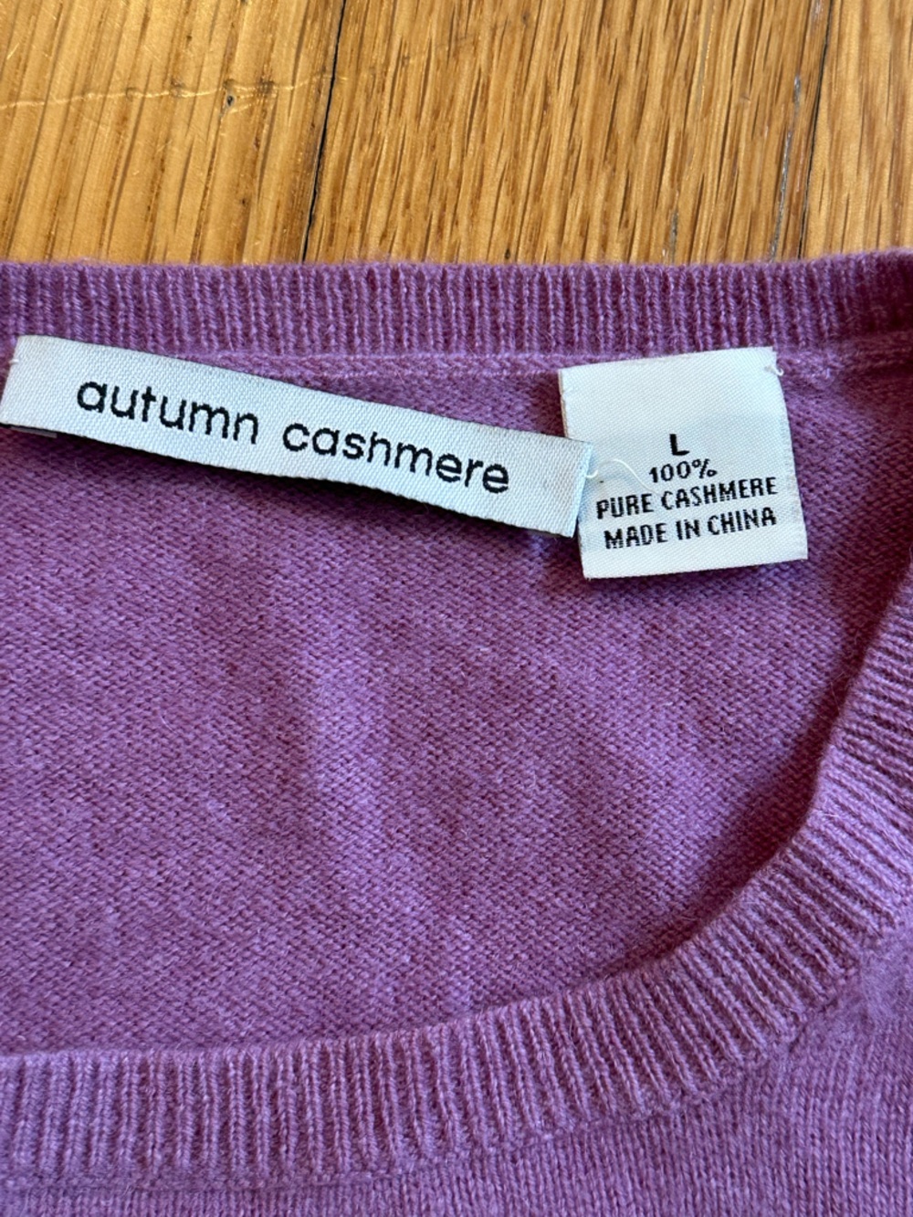 Autumn Cashmere fine knit cashmere orchid Purple Crewneck Sweater classic - Picture 5 of 8